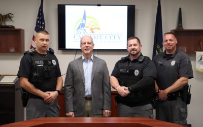 Two new Calvert City police officers sworn in