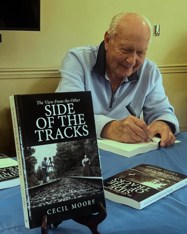 There was a full house at the @marshallcpl for Cecil Moore’s book signing today! Cecil started writing this book when he was 14. He’s now 84 and officially a published author. Missed the book signing? “The View From the Other Side of The Tracks” is available on Amazon. #supportlocalauthors